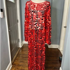 Plus size sequin tunic dress with slits on the size, best fits a 14/16.